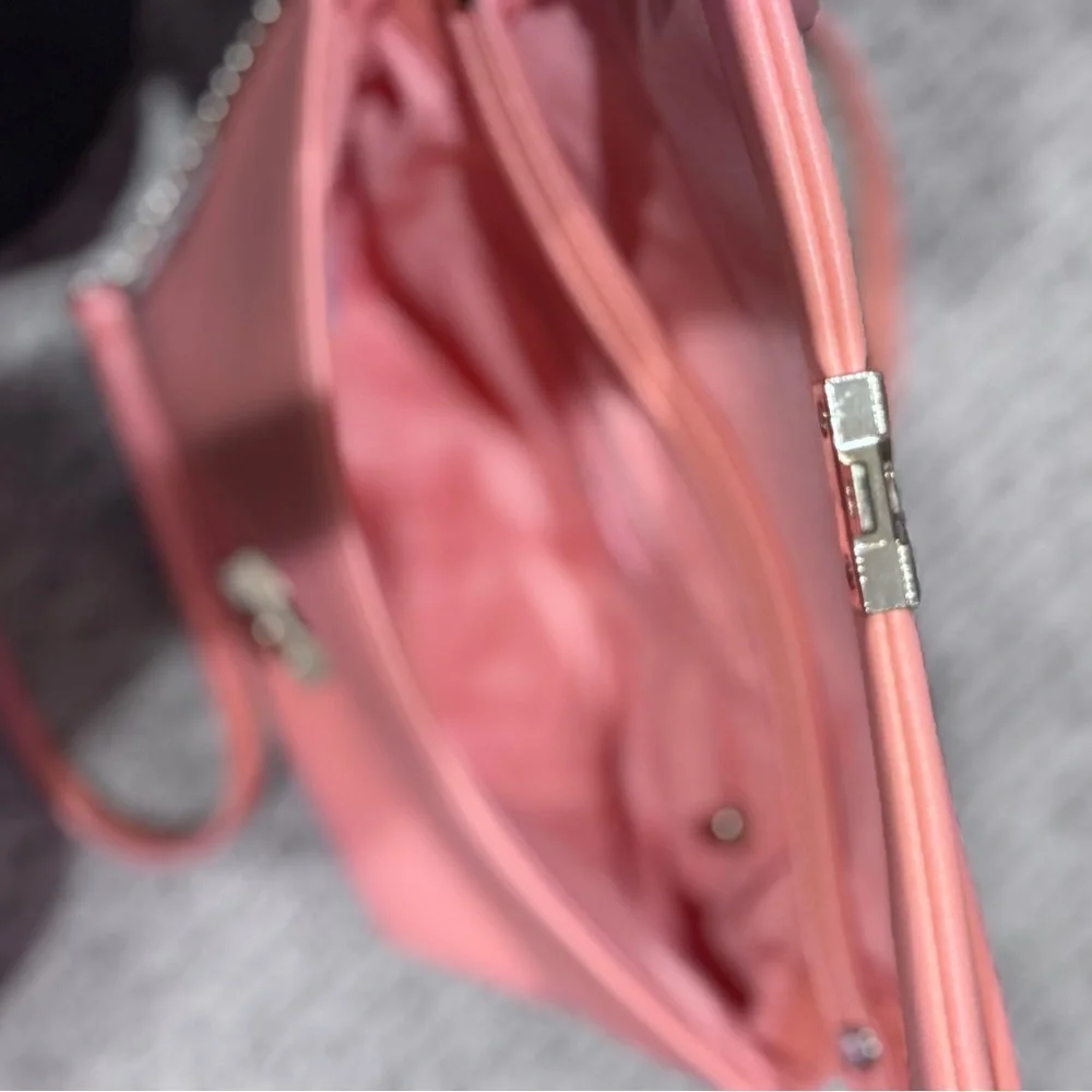 ☃️New Day Peach Purse☃️ - Picture 6 of 6